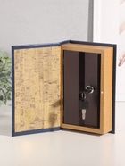 Шкатулка книга - сейф «Александр Дюма. Три мушкетёра», дерево, искусственная кожа, тиснение, 21×13×5 см - Фото 3