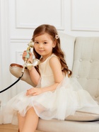 Платье для девочки MINAKU: PartyDress, молочное, рост 134 см - фото 119107978