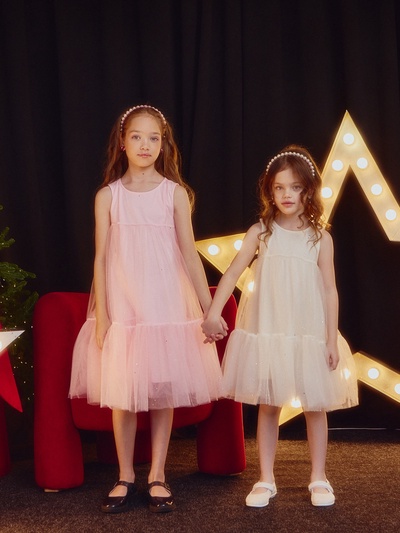 Платье нарядное однотонное для девочки MINAKU: PartyDress, розовое, рост 122-128 см