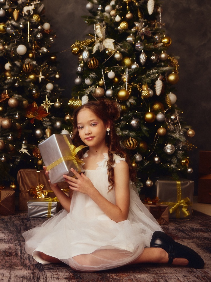 Платье нарядное для девочки MINAKU: PartyDress, белое, рост 116-122 см