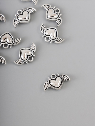 Декор для творчества металл «Сердце-чертёнок», серебро, набор 10 шт., 1.1×1.8×0.2 см
