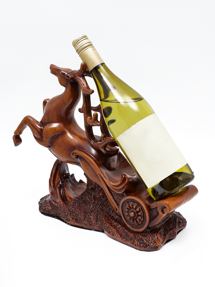 Подставка под бутылку TAKE IT EASY «Олень», полистоун под дерево, 17×12×28 см - Фото 1