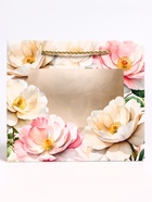 Пакет подарочный с окном «Белые пионы», 24×20×11 см - Фото 3