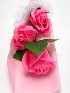 Подарочный букет из трех мыльных роз в колбе, розовые - Фото 4