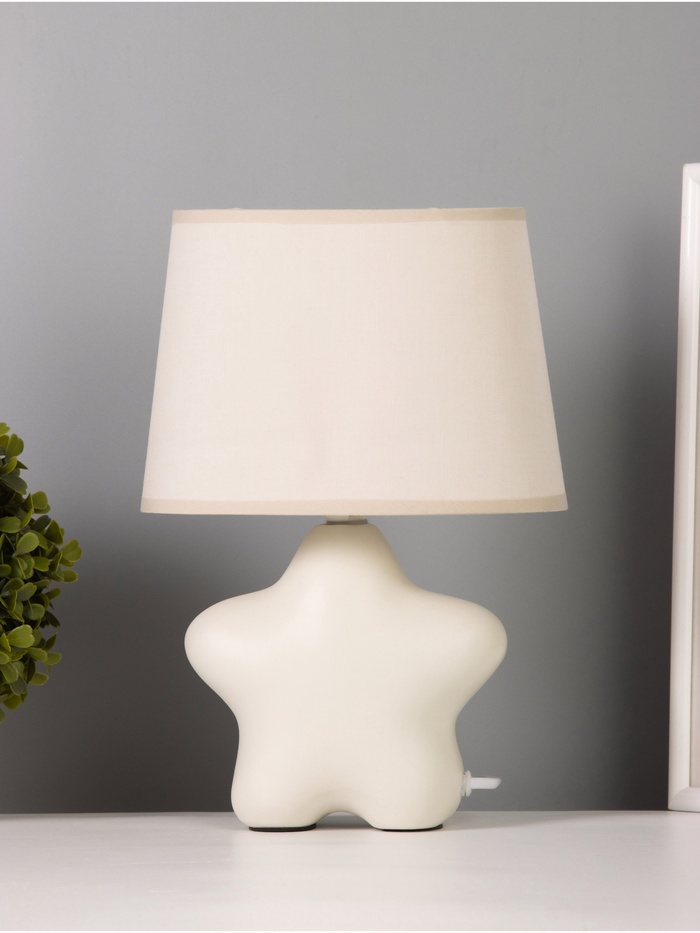 Лампа настольная RISALUX «Звезда», 40 Вт, Е14, бежевый, 12×19×29 см - Фото 1