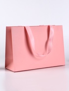 Пакет подарочный ламинированный горизонтальный «Розовый», 28×20×10 см - Фото 2