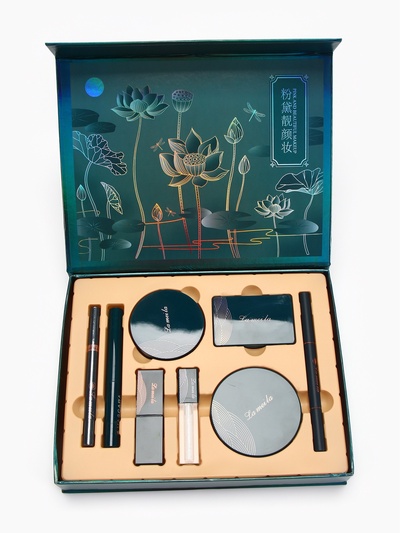 Набор для макияжа (карандаш для бровей, кушон, пудра, подводка, помада, бальзам, тушь, тени)