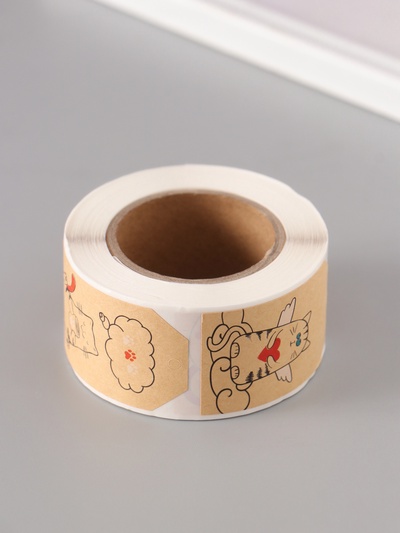 Наклейка бумага крафт "Бирки. Котики" 3х5 см 200 шт в рулоне