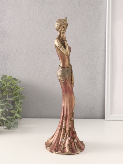Фигурка полистоун «Агнесс в платье 20-30-х годов с розами», 11.5×10×31.5 см