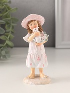 Фигурка полистоун «Девочка с кроликом и цветами, в шляпке», розовый, 5×4.5×12 см - Фото 1
