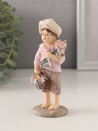 Фигурка полистоун «Мальчишка с корзиной цветов и букетом», коричнево-сиреневый, 5.5×4×12 см - Фото 4