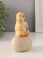 Фигурка полистоун «Цыплёнок на яйце: дзен», 7.5×5.5×11.5 см - Фото 2