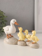 Фигурка полистоун «Уточка с утятами на камешках», 21×6.5×11 см - Фото 4