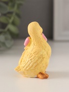 Фигурка полистоун «Утёнок с большим розовым бантом», 4.5×4×6 см - Фото 3