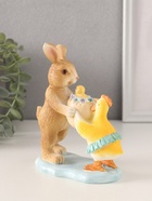 Фигурка полистоун «Зайчик и курочка с цыплёнком в скорлупе», 12×6×14 см - Фото 3