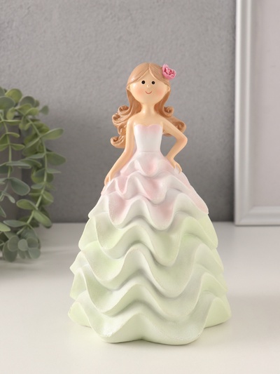 Фигурка полистоун «Девочка-зефирка», розово-зелёный, 11.5×10.5×18.5 см