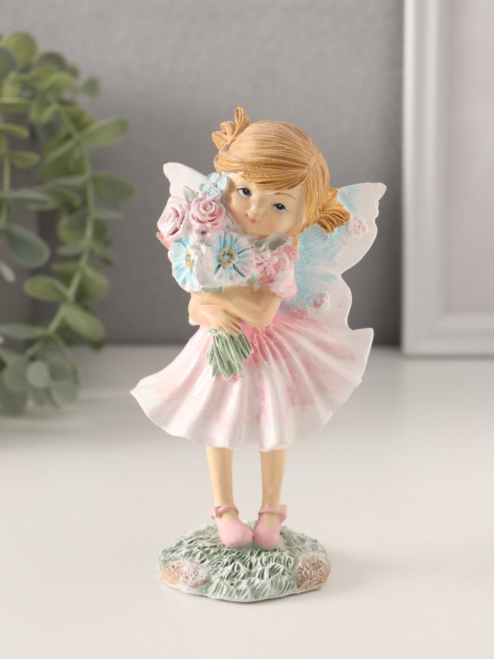 Фигурка полистоун «Девочка-фея в розовом платье с букетом цветов», 7.5×5.5×13.5 см - Фото 1