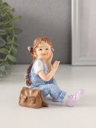 Фигурка полистоун «Малышка в джинсовом комбинезоне с сумкой-портфелем», 11×6.5×12 см - Фото 1
