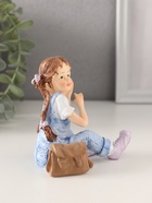 Фигурка полистоун «Малышка в джинсовом комбинезоне с сумкой-портфелем», 11×6.5×12 см - Фото 2