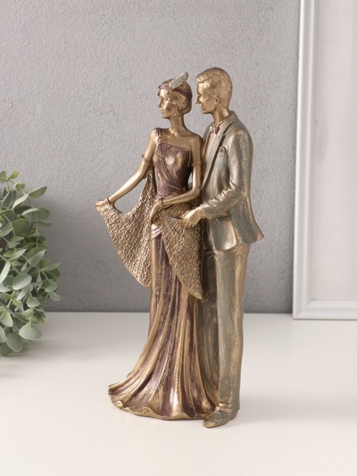 Фигурка полистоун «Пара в костюмах 20-30-х годов», 17×9×31.5 см