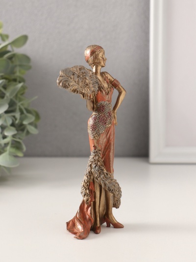 Фигурка полистоун «Леди в платье 20-30-х годов со страусиным веером», 6.5×4×15 см