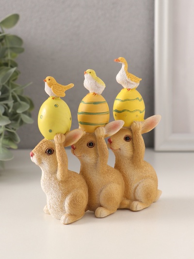 Фигурка полистоун «Зайчики с пасхальными яичками и птичками», 12×4.5×12.5 см