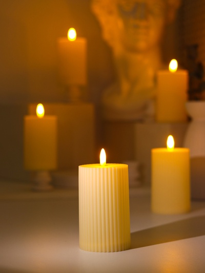 Светодиодная свеча, ночник LED RISALUX «Уют», 3×ААА, белый, 7.5×7.5×12.5 см