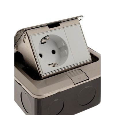 Розетка выдвижная, 16 А, одноместная, серебристая