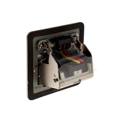 Розетка выдвижная, 16 А, одноместная, серебристая