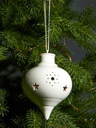 Ёлочный шар с подсветкой «Снежный», 10.7×8.5×8.5 см, 1 LED, керамика, от батареек LR44×3, керамика, свечение тёплое белое - Фото 5