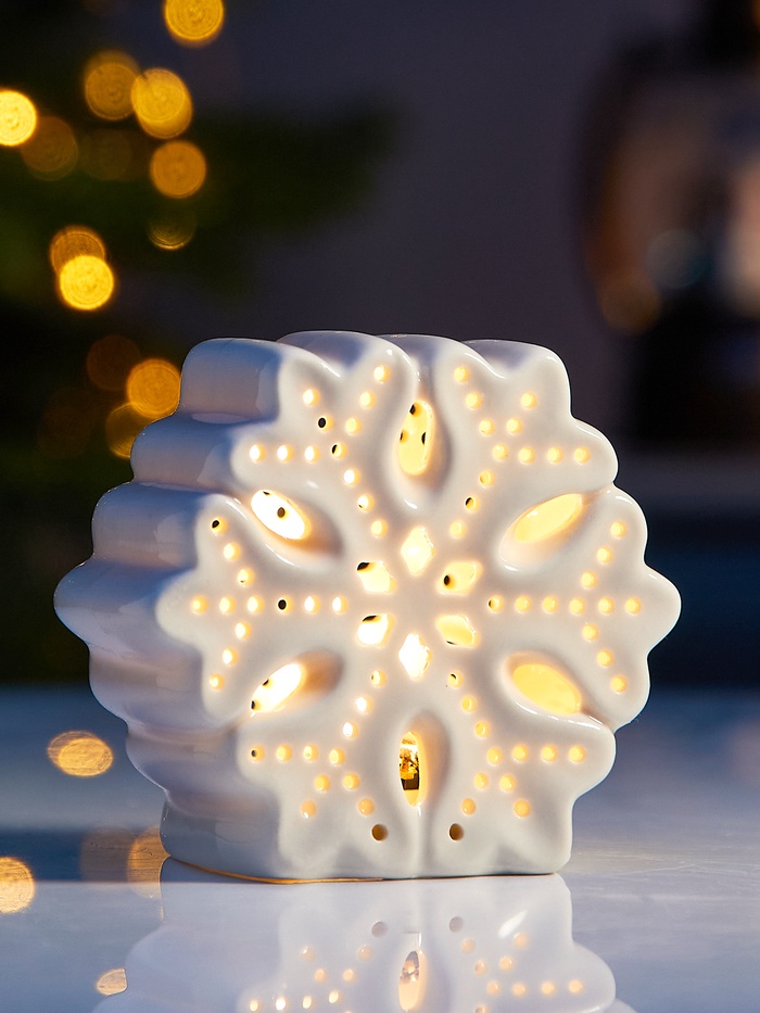 Светодиодная фигура «Снежинка», 9×4.4×8.8 см, 1 LED, керамика, от батареек LR44×3, тёплый белый свет - Фото 1