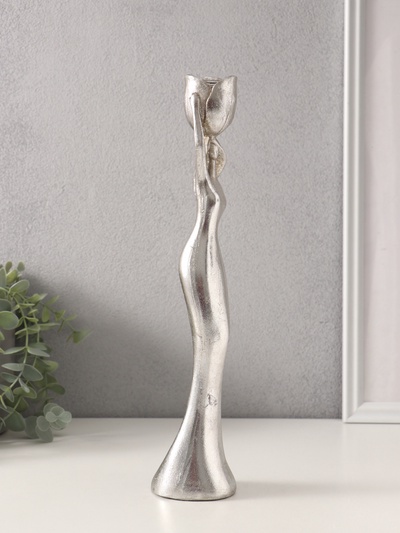 Фигурка-подсвечник на 1 свечу «Девушка с тюльпаном», полистоун, серебро, 6.5×6.5×32 см