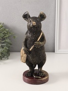 Фигурка полистоун «Мышонок-почтальон с сумкой через плечо», 10.5×12.5×27.5 см - Фото 1