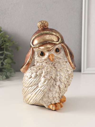Фигурка полистоун «Сова в шапке-ушанке», 10.5×12×18 см