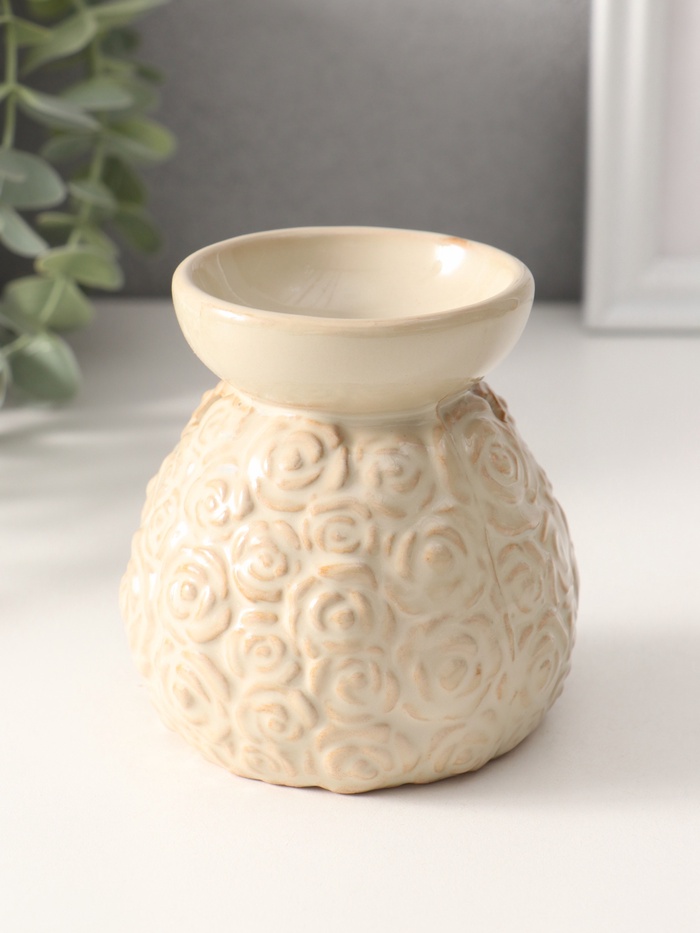 Аромалампа для эфирных масел «Розочки», керамика, бежевая, 8×8.5×9.5 см