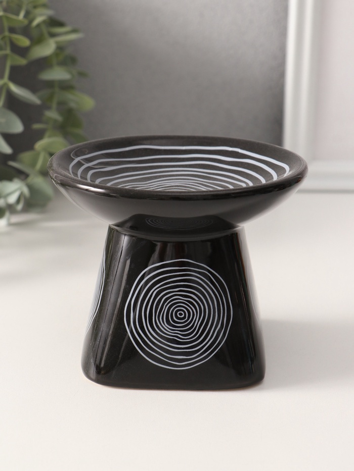 Аромалампа для эфирных масел «Водоворот», керамика, чёрная, 11×11×8 см
