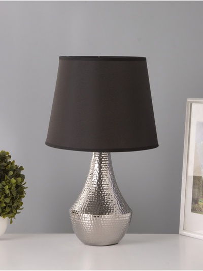 Настольная лампа «Хелена» 1×15 Вт Е14 серебро 25×25×39 см