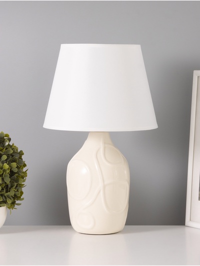 Настольная лампа «Линии» 1×15 Вт Е14 белый 25×25×36 см