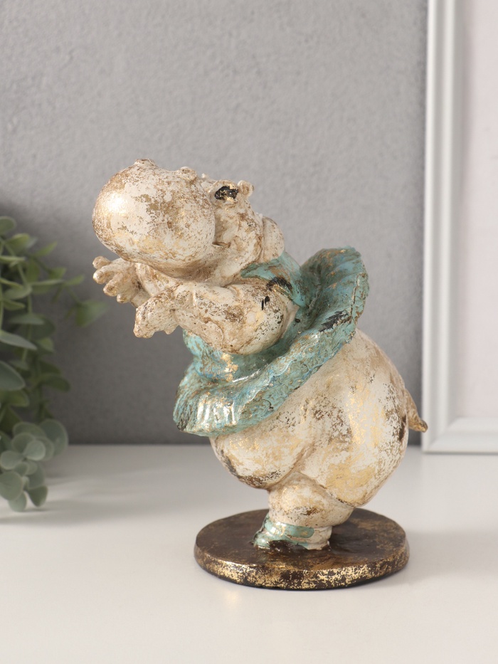 Фигурка полистоун «Бегемотик в пачке», 11×14.5×18 см - Фото 1