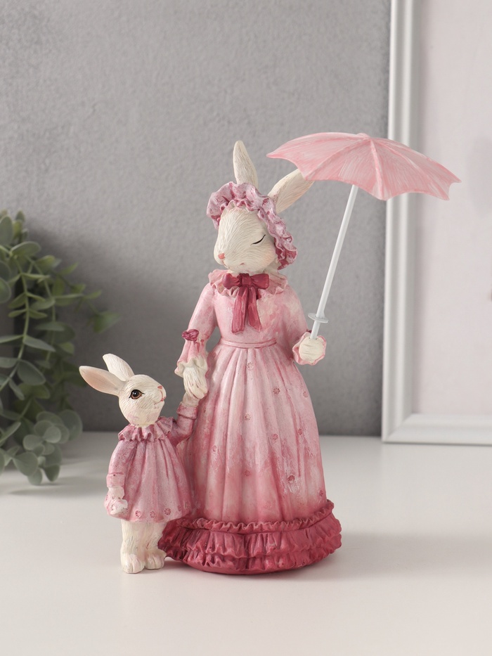 Фигурка полистоун «Мама зайка с дочкой прогулка под зонтом», розовый, 16×14×20.5 см - Фото 1