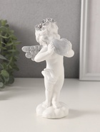 Фигурка полистоун «Ангелочек с сердцем в руках, с венком в волосах», 8.5×7×16.5 см - Фото 4