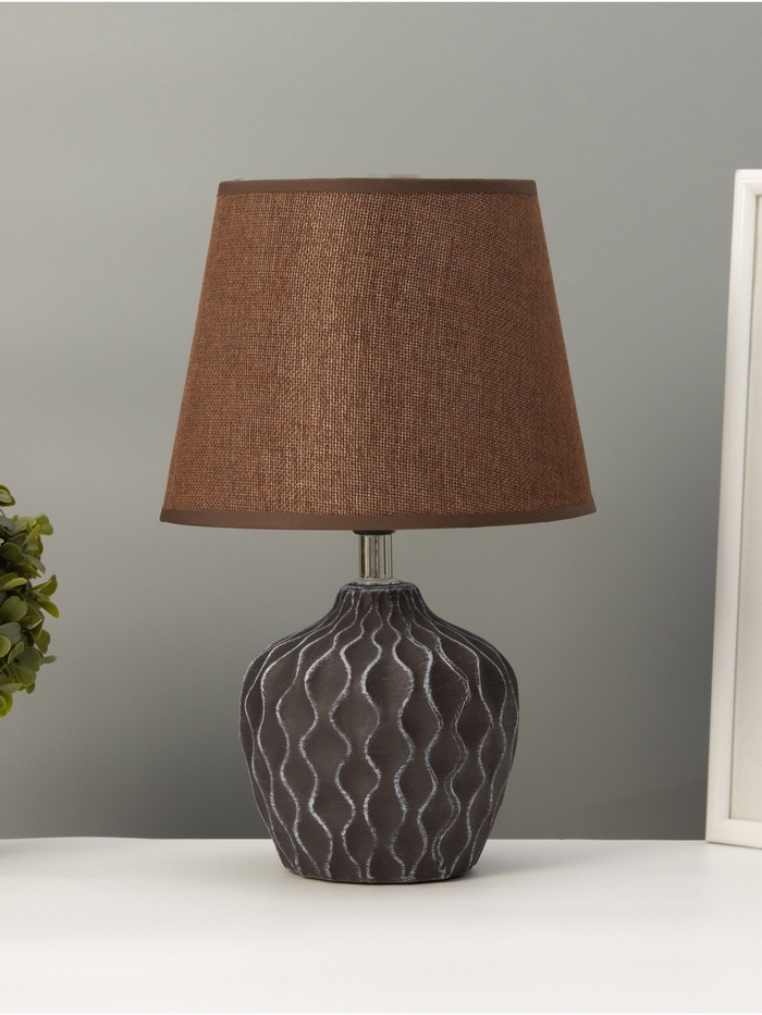 Настольная лампа «Кудри» 1×40 Вт Е14 кофе/белый 19.5×19.5×31 см - Фото 1