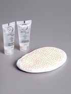 Дорожный набор (шампунь, гель для душа и мочалка) - Фото 1