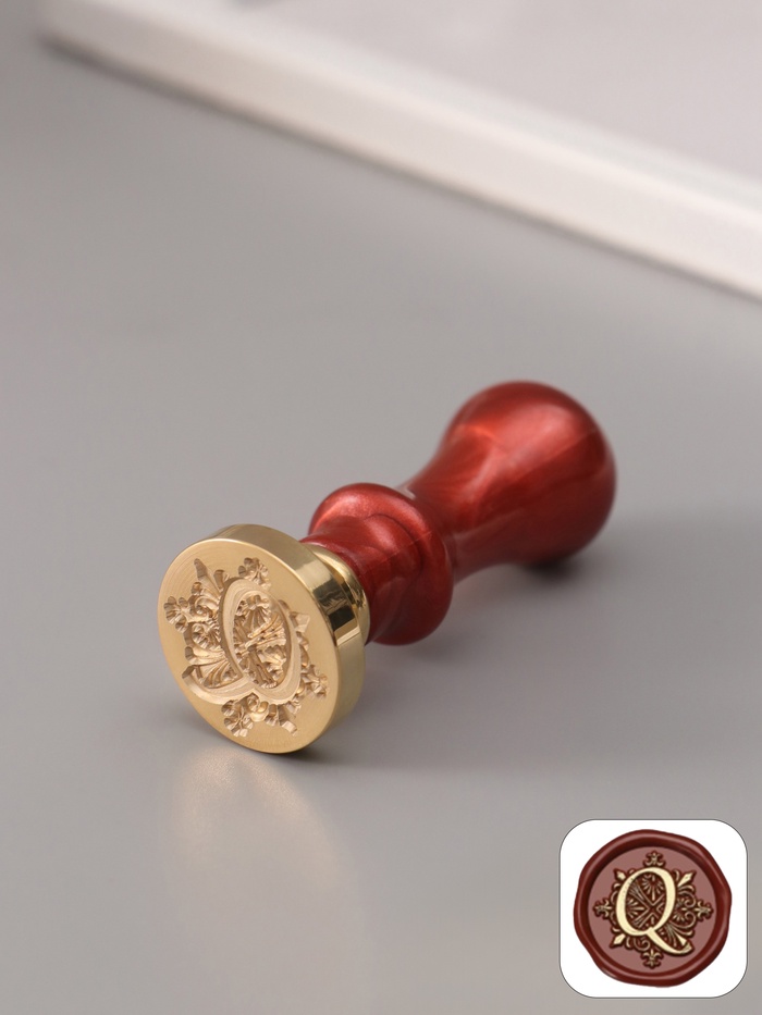 Печать для сургуча с пластиковой ручкой «Буква Q на вензеле», 2.5×2.5×6.3 см - Фото 1