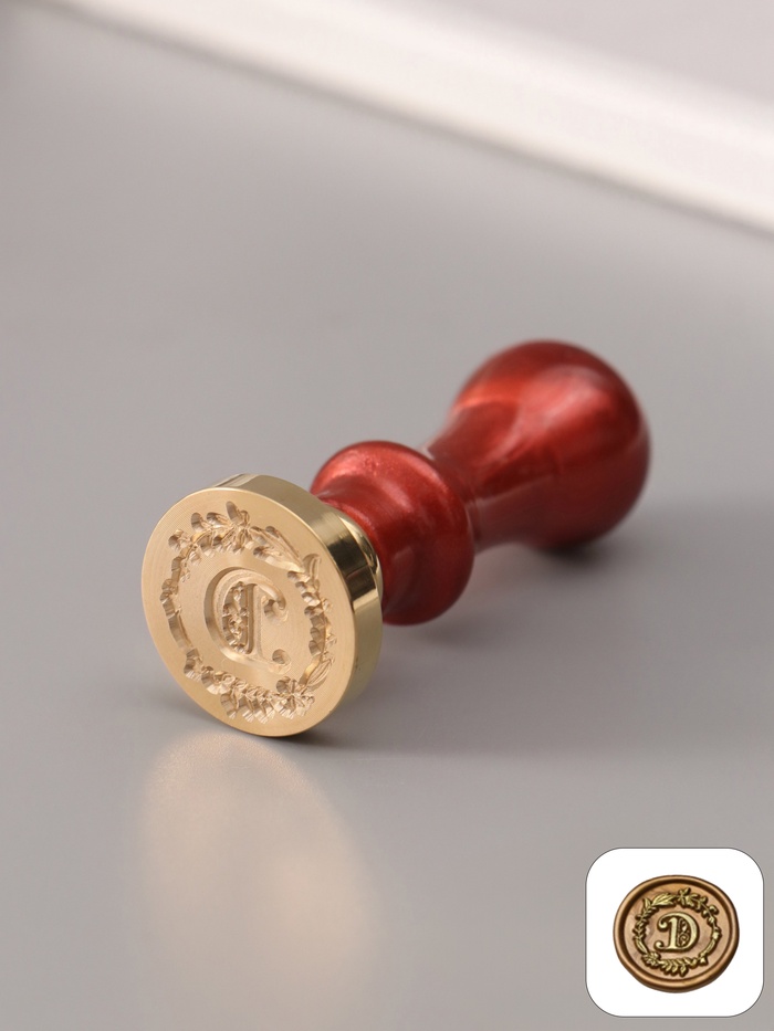 Печать для сургуча с пластиковой ручкой «Венок с буквой D», 2.5×2.5×6.3 см - Фото 1