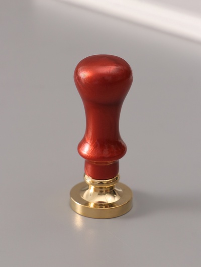 Печать для сургуча с пластиковой ручкой «Венок с буквой K», 2.5×2.5×6.3 см