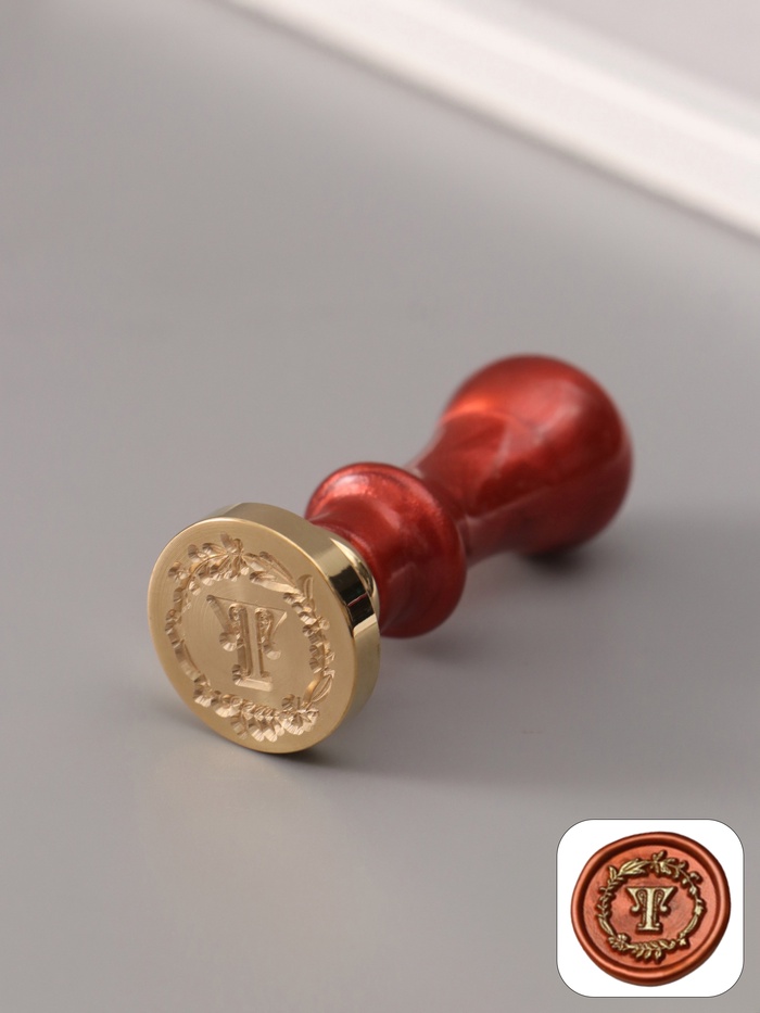 Печать для сургуча с пластиковой ручкой «Венок с буквой T», 2.5×2.5×6.3 см - Фото 1