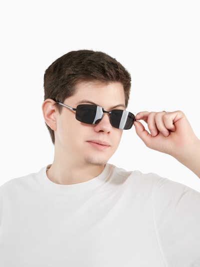 Очки солнцезащитные поляризационные, дужка 12.7 см, ширина 13.1 см, линза 3.8×5.8 см