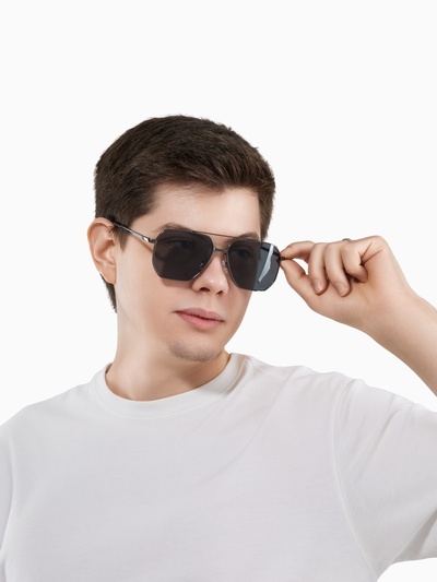 Очки солнцезащитные uv 400, дужка 14.2 см, ширина 13.1 см, линза 5.1×5.9 см