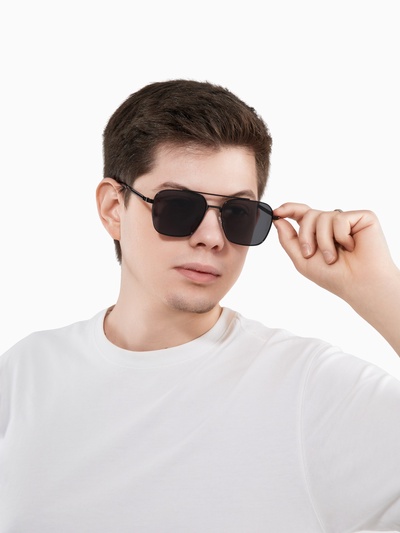 Очки солнцезащитные uv 400, дужка 13.1 см, ширина 12.5 см, линза 4.9×5.3 см